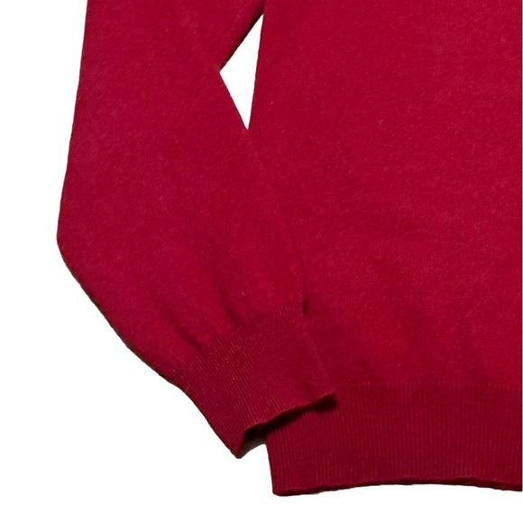 Apt. 9 red 100% cashmere v-neck sweater Christmas Holiday - Picture 4 of 9